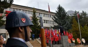 Gümüşhane’de Çanakkale Zaferi ve Şehitleri Anma Günü törenlerle kutlandı