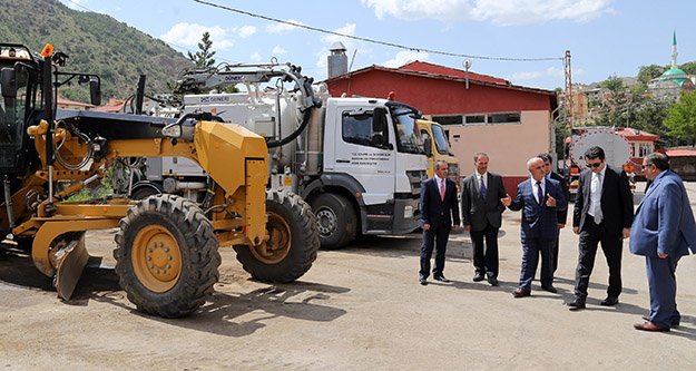 Vali Memiş İl Özel İdaresi’ni ziyaret etti