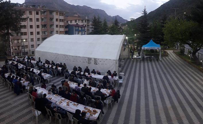 Belediye’den günde 500 kişiye iftar