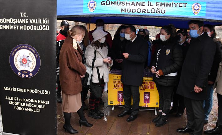 Vali Taşbilek KADES tanıtım standını ziyaret etti