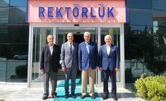 Sungurlu’dan Rektör Zeybek’e ziyaret