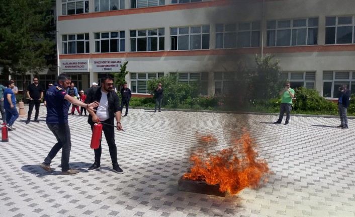 GÜ’de yangın söndürme tatbikatı gerçekleştirildi