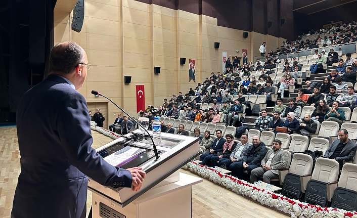 GÜ’de teknoloji ve girişimcilik konuşuldu