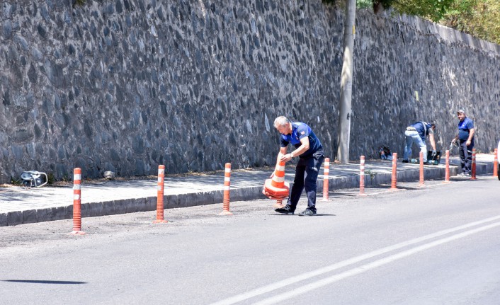 Transit yol kenarındaki düzensiz parka karşı duba çakıldı