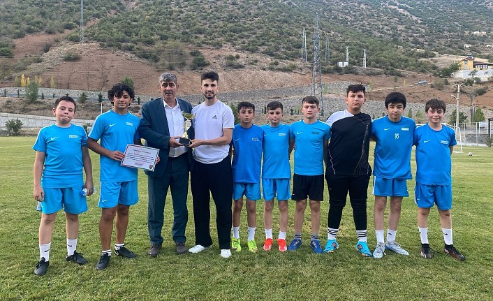 Torul’da Bostan ve Kodalak adına futbol turnuvası düzenlendi