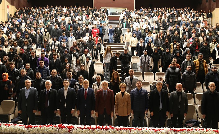 GÜ’de Prof. Dr. Fuat Sezgin ve Müslümanların Bilime Katkıları konferansı