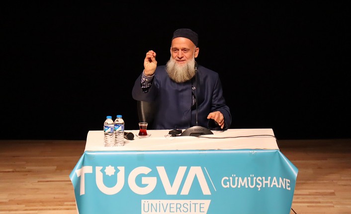 Gümüşhane’de "Tıbbi Devadan Ruhi Devaya" konferansı düzenlendi