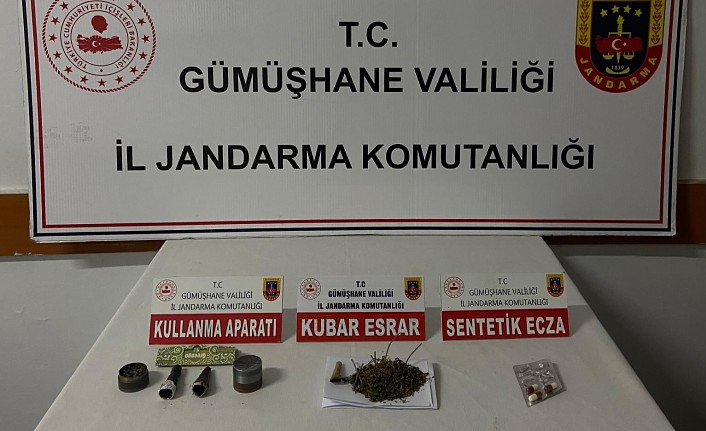 Jandarma, Trabzon’dan Gümüşhane’ye uyuşturucu getiren şahsı yakaladı