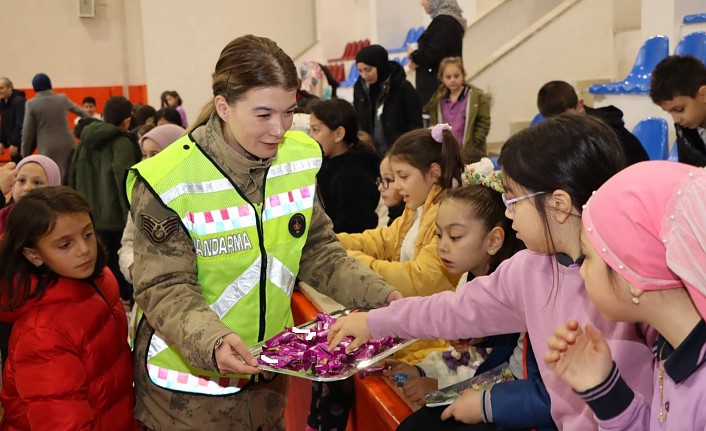 Kürtün’de “Güvenli Okul Güvenli Gelecek Projesi” etkinlikleri