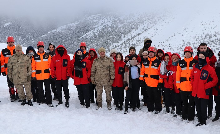 Zigana’da öğrencilere tatbikat