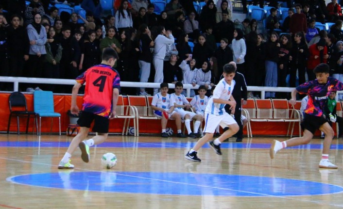 Futsal Gençler Grup Müsabakaları Gümüşhane’de