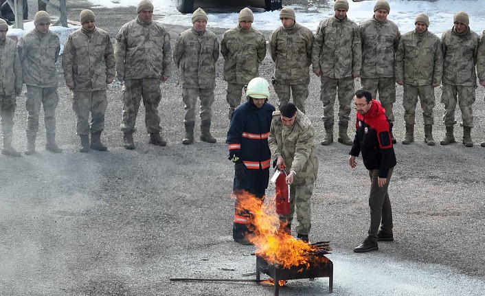 Jandarma’ya yangın eğitimi