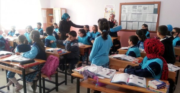 AGD'li Kadınlar İmam Hatiplerin Kuruluşunu Unutmadı