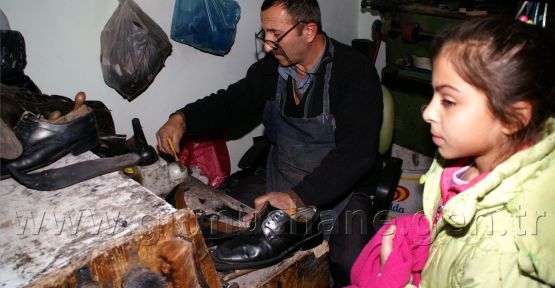 Ayakkabı Tamirciliği Teknolojiye Yenik Düştü