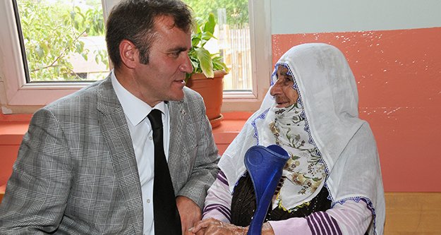 Başkan Çimen’den Yaşlılar Günü Mesajı