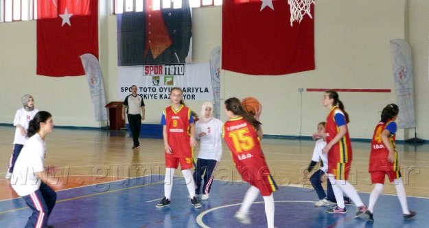 Basketbol grup müsabakaları Gümüşhane’de yapılacak