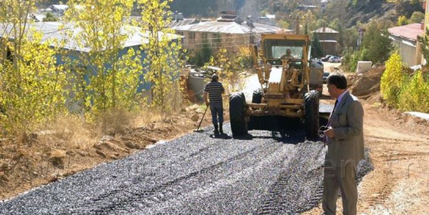 Belediye, Asfaltlama Çalışmalarına Devam Ediyor