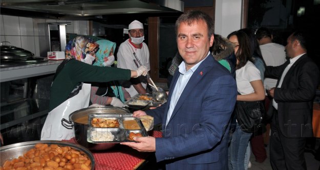 Belediye’nin iftar geleneği sürüyor