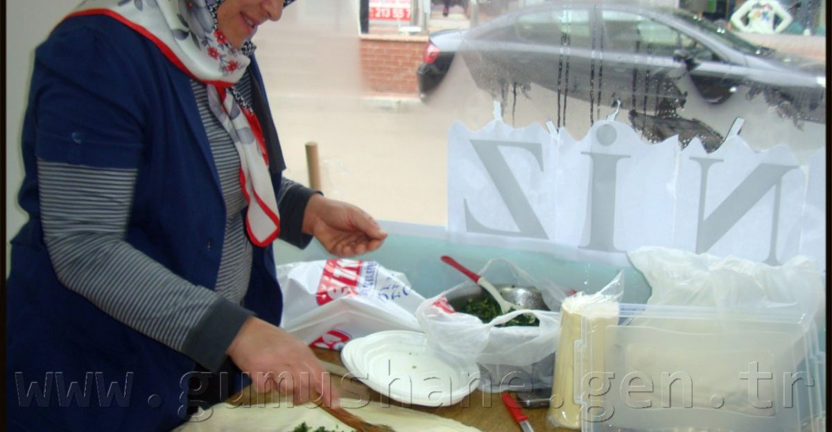 Fen Lisesi Yararına Kermes 