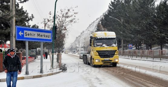 Gümüşhane'de Kar Yolları Kapattı: 180 Köy Yolu Kapalı