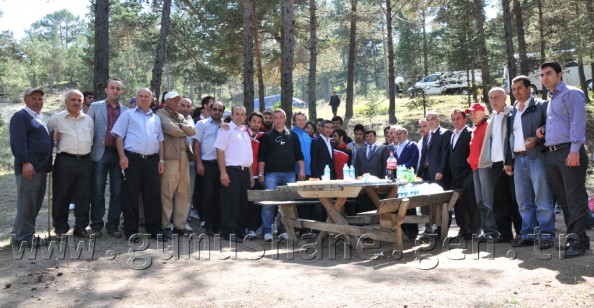 Gümüşhanespor piknikte buluştu