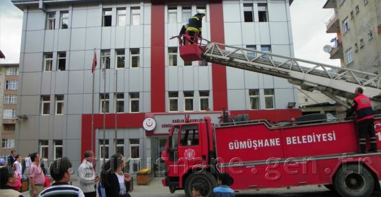  İtfaiye Yangın ve Kurtarma Tatbikatlarına Devam Ediyor