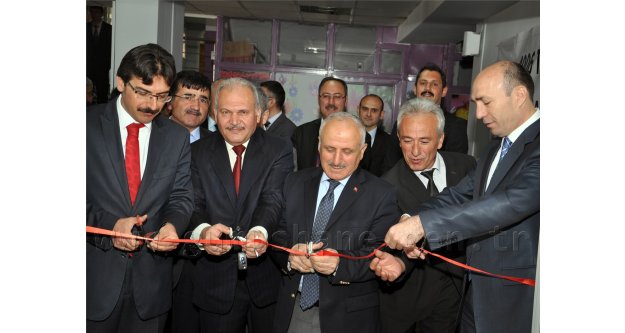 Kanuni Mesleki ve Teknik Anadolu Lisesi'nde TÜBİTAK Bilim Fuarı