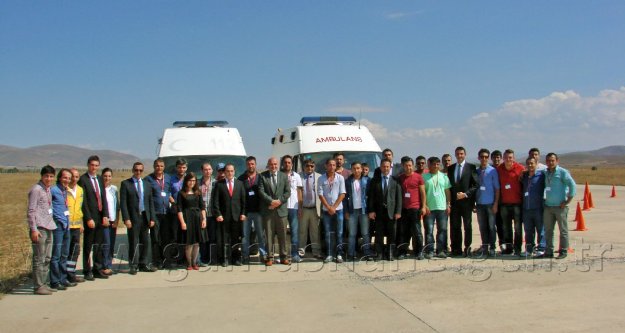 Köse Havaalanında Ambulans Sürüş Eğitimi Yapıldı