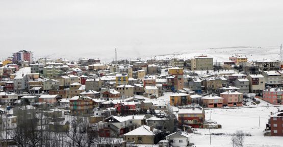 Köse'de Okullar Tatil Edildi