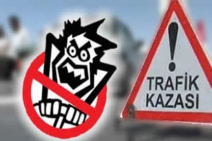 Kürtün'de Trafik Kazası: 3 Yaralı