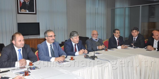 Milletvekili Aydın, Kocaeli Gümüşhaneliler Heyetini AK Parti Genel Merkezinde Ağırladı