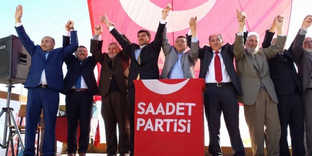 Saadet'ten Gümüşgöze'de Gövde Gösterisi