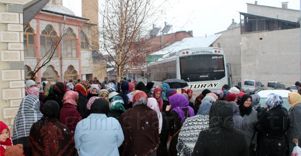 Şiran'da Umre Yolcuları Dualarla Uğurlandı