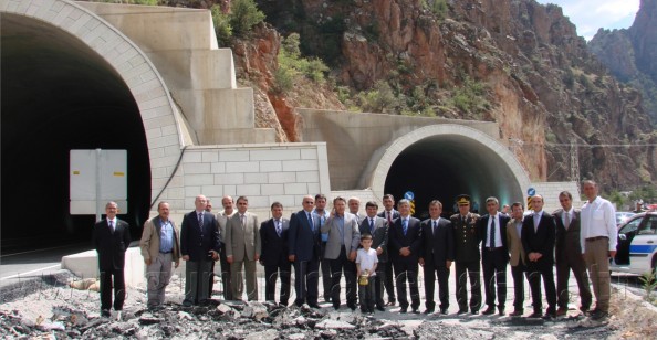 Torul Tünelleri Bayram'da Ulaşıma Açıldı