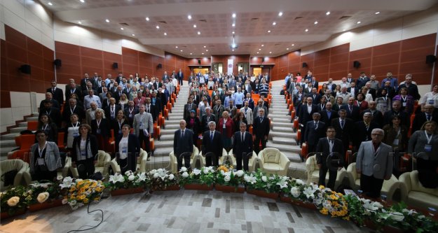 Türkiye'deki üniversite öğrenci işleri daire başkanları Gümüşhane'de