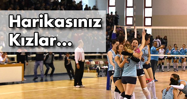 Ve Gümüş Kızlar play-off'ta