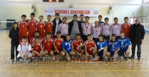 Voleybol Müsabakaları Başladı