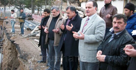 Yeni Belediye Hizmet Binasının Temel'i Dualarla Atıldı