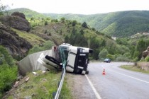 Yine aynı yol yine kaza: 1 yaralı