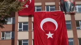 İstiklal Marşı Fatih Anadolu İmam Hatip Lisesinde yankılandı