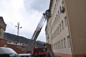 İtfaiye'nin Yangın ve Kurtarma Tatbikatları Devam Ediyor