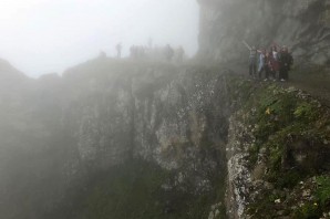 Gümüşhaneli dağcılar dünyanın en tehlikeli yolunda