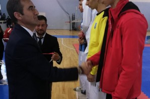 Taekwondo grup müsabakaları tamamlandı