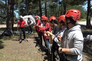 Altınpınar Limni Gölü üzerinde arama kurtarma eğitimi aldılar