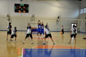 Voleybol genç erkeklerde şampiyon Torul