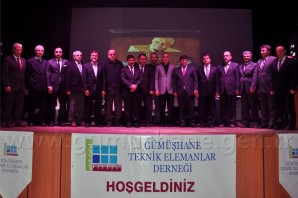 Reşit Muhtar Gümüşhanelileri Coşturdu