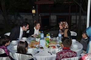 Gençlik Merkezinden iftar programı