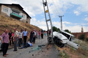 Gümüşhane'de Trafik Kazası: 3 Yaralı