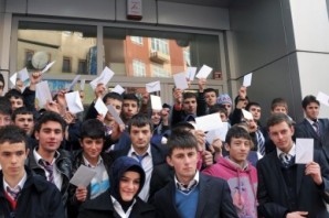 İmam Hatip Öğrencilerinden Devletin Zirvesine Mekt