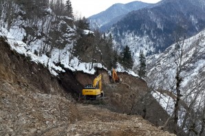 Örümcek Ormanlarına Yeni Yol Yapılıyor